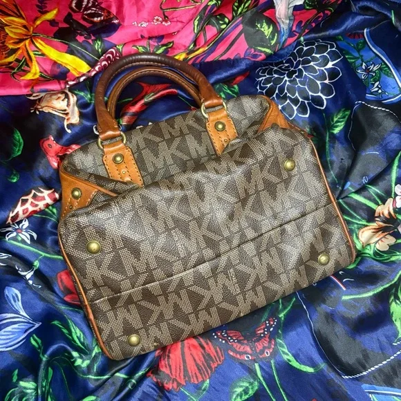 Brown Monogram Michael Kors Bag - Picture 2 of 5